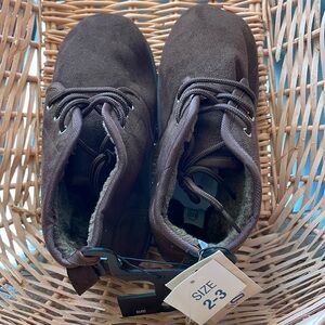 Highland Originals NWT Brown Lace Up Boots Sz 2/3 Youth